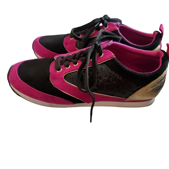Juicy Couture Corin Bling Back Fuscia  Sneakers Sz. 6.5 - Picture 6 of 9